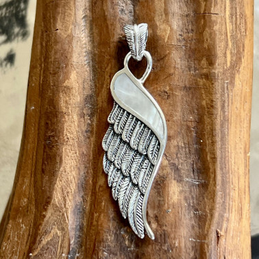 PD 15529 MP-(HANDMADE 925 BALI STERLING SILVER WINGS PENDANTS WITH MOTHER OF PEARL)
